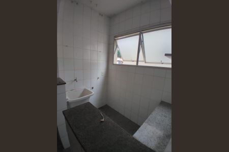 Área de serviço de apartamento para alugar com 2 quartos, 59m² em Sagrada Família, Belo Horizonte