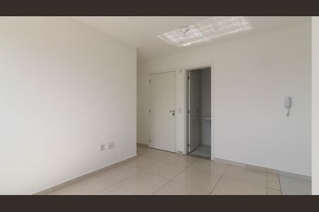 Sala de apartamento para alugar com 2 quartos, 65m² em Vila Paranagua, São Paulo