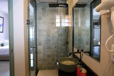 Banheiro de apartamento à venda com 1 quarto, 25m² em Centro, Belo Horizonte