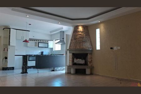 Casa à venda com 5 quartos, 500m² em Vila Amalia (Zona Norte), São Paulo