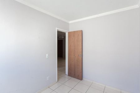 Quarto 2 de apartamento para alugar com 2 quartos, 52m² em São João Batista, Belo Horizonte