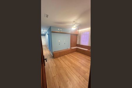 Sala de apartamento para alugar com 3 quartos, 80m² em Taquara, Rio de Janeiro