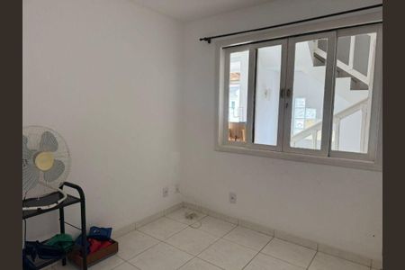 Casa à venda com 4 quartos, 217m² em Itaipu, Niterói