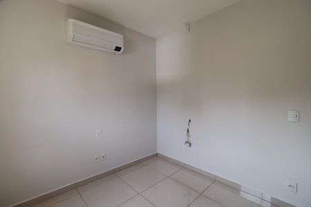 Quarto de apartamento para alugar com 2 quartos, 70m² em Jardim Macedo, Ribeirão Preto