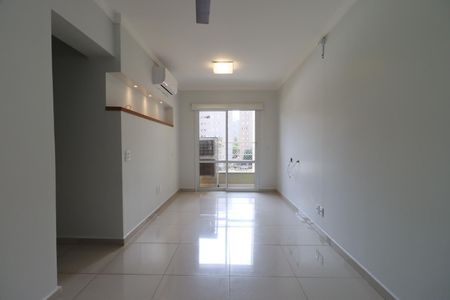 Sala de apartamento para alugar com 2 quartos, 70m² em Jardim Macedo, Ribeirão Preto