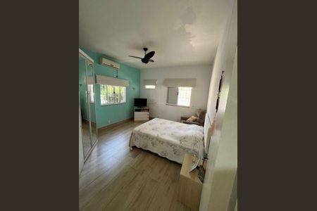 Casa à venda com 4 quartos, 214m² em Serra Grande, Niterói