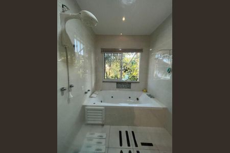 Casa à venda com 4 quartos, 214m² em Serra Grande, Niterói