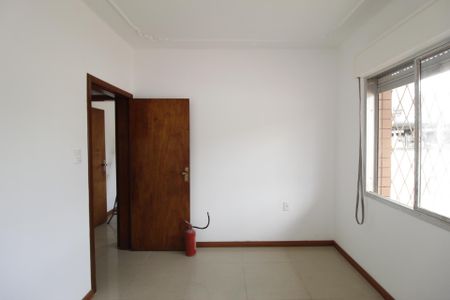 Quarto 1 de apartamento para alugar com 2 quartos, 55m² em São João, Porto Alegre