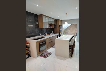 Casa à venda com 3 quartos, 331m² em Vila Mussolini, São Bernardo do Campo