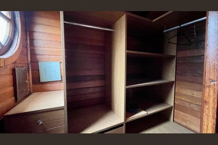 Casa à venda com 3 quartos, 120m² em Itaipu, Niterói