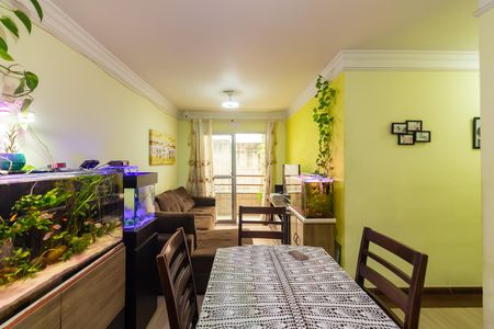 Sala  de apartamento à venda com 2 quartos, 62m² em Jaguaribe, Osasco