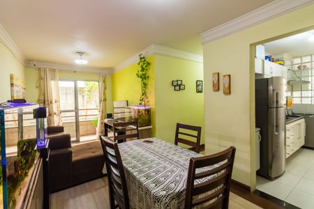 Sala  de apartamento à venda com 2 quartos, 62m² em Jaguaribe, Osasco