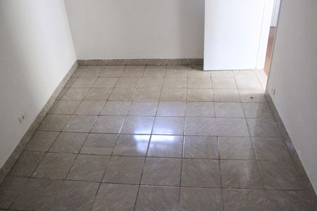 Quarto de casa para alugar com 1 quarto, 40m² em Vila Fatima, Guarulhos