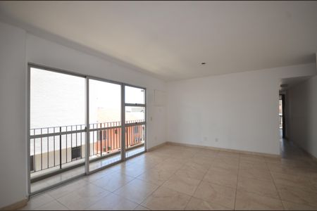 Sala de apartamento para alugar com 3 quartos, 100m² em Vila Valqueire, Rio de Janeiro