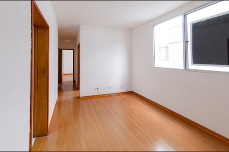 Sala de apartamento para alugar com 3 quartos, 60m² em Nova Granada, Belo Horizonte