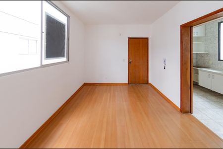 Sala de apartamento para alugar com 3 quartos, 60m² em Nova Granada, Belo Horizonte