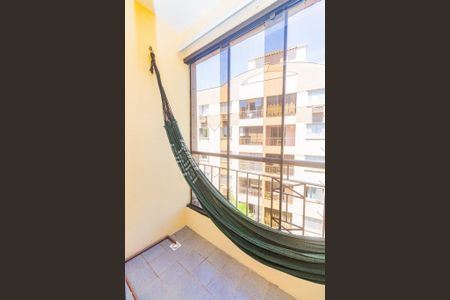 Apartamento para alugar com 3 quartos, 70m² em Jardim Carvalho, Porto Alegre