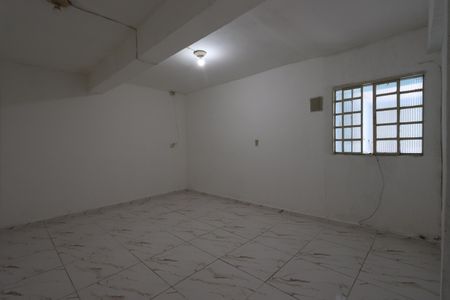 Sala/Quarto de casa para alugar com 1 quarto, 35m² em São Lucas, São Paulo