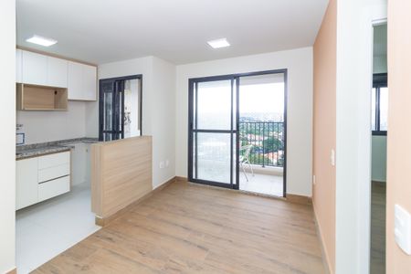 Sala de apartamento para alugar com 2 quartos, 55m² em Vila Anastácio, São Paulo