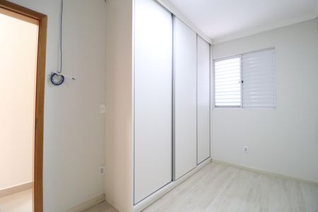 Quarto 1 de apartamento para alugar com 2 quartos, 68m² em Marta Helena, Uberlândia