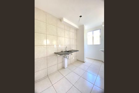 Cozinha de apartamento para alugar com 2 quartos, 47m² em Maria da Conceicao, Contagem